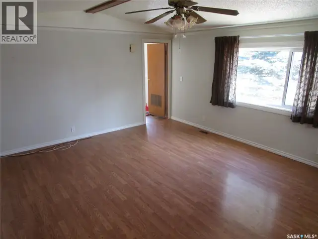 28 Crystal DRIVE Edenwold Rm No.158, Saskatchewan in Houses for Sale in Regina - Image 9