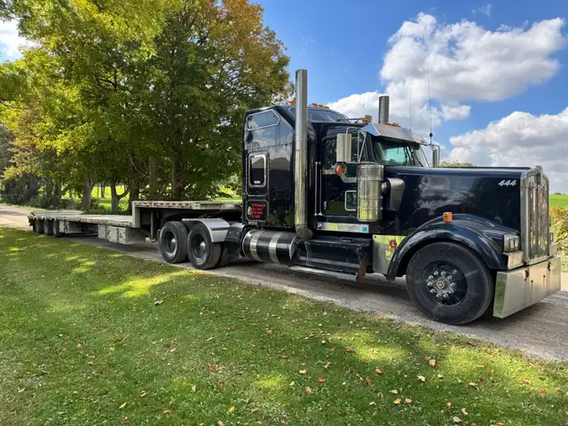 2008 Kenworth W900L with trailer in Heavy Equipment in Morden - Image 2