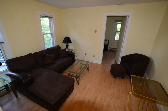 154 King st E. Kingston K7L 3A1  Unit #4 Available May 1st in Long Term Rentals in Kingston - Image 2
