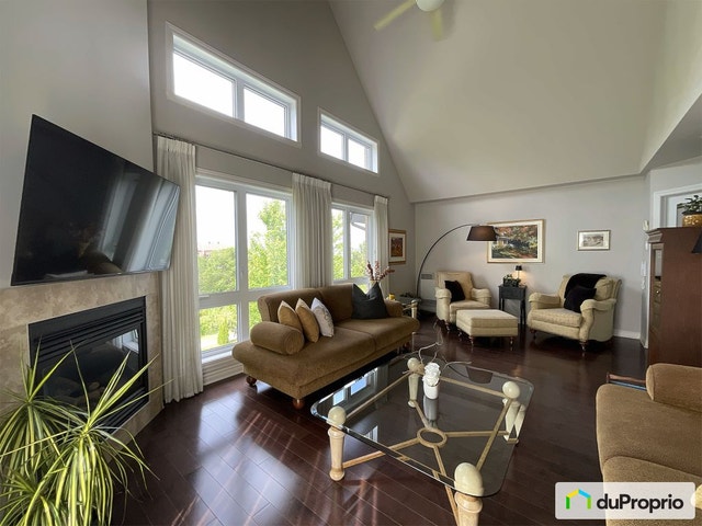 $449,900 - Condominium for sale in Ste-Therese — photo 1