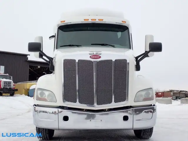 2019 Peterbilt 579 in Heavy Equipment in Longueuil / South Shore - Image 3