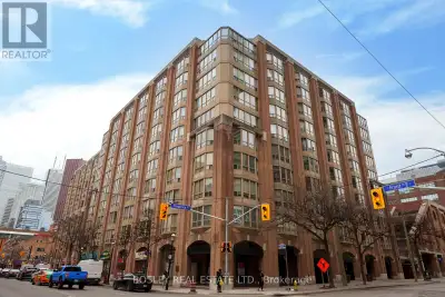 Welcome to Old York Place, perfectly situated in the highly desirable St. Lawrence Market neighbourh...