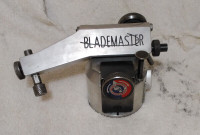 Grinding wheel dresser Blademaster for finish and cross grind wh