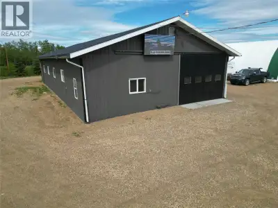 Looking to expand your business ? This 3200SQ FT shop is ZONED C-4 and COMPLETELY UPDATED throughout...