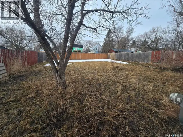 336 2ND AVENUE SE Weyburn, Saskatchewan in Houses for Sale in Regina - Image 14