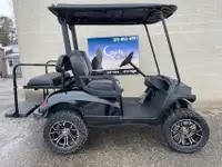 GOLF CART-  LOADED WITH FEATURES! 2018 YAMAHA!