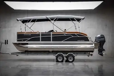 YHS95378G627 FABRIQUÉ AU QUEBECLe ponton Saphir est confortable, stable et fiable. Ce superbe ponton...