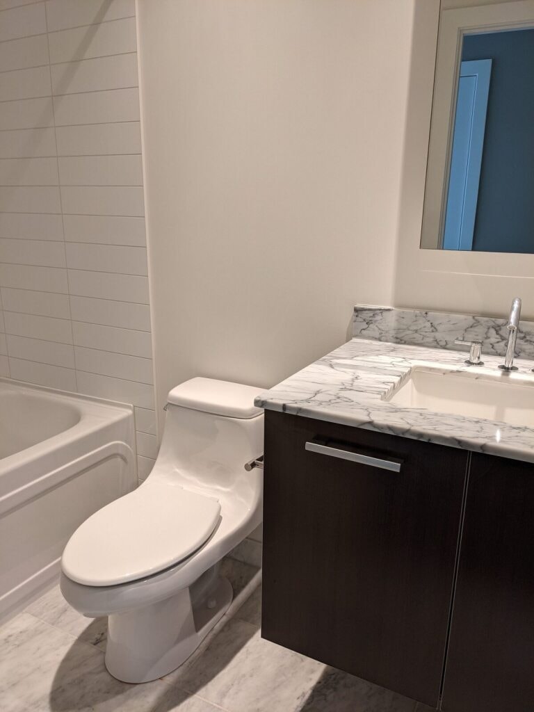2 Br 2 Bath -  $1995/mo and 1-Month Free! 3