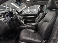 The 2021 INFINITI QX50 LUXE is a compelling compact luxury SUV that balances distinctive styling wit... (image 8)