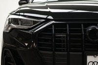 Get noticed in this beautiful Mythos Black Metallic SUV!! Treat yourself to the features you deserve... (image 2)