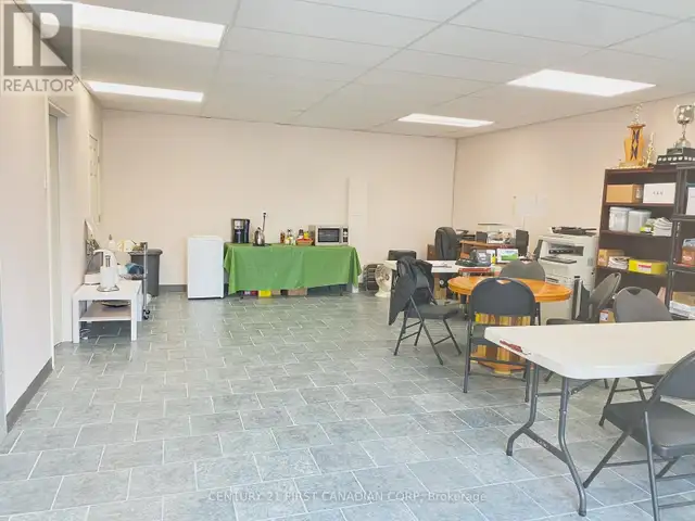 414 HAMILTON ROAD London East (East L), Ontario in Commercial & Office Space for Sale in London - Image 10