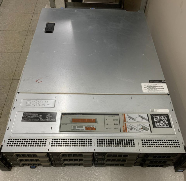 PowerEdge R720xd Server dans Serveurs  à Ville de Montréal