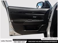 2020 Mitsubishi Outlander ES Experience the Mitsubishi Outlander ES with just 114610 km, finished in... (image 9)