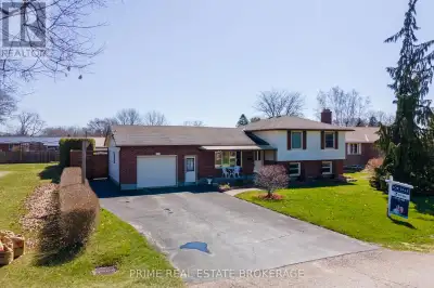 A hidden gem in one of Port Stanleys most sought-after locations, 385 Beamish Street is a rare oppor...
