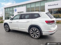 This Volkswagen Atlas boasts a Regular Unleaded V-6 3.6 L/220 engine powering this Automatic transmi... (image 2)