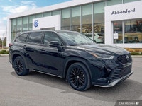 This Toyota Highlander delivers a Intercooled Turbo Regular Unleaded I-4 2.4 L/146 engine powering t... (image 6)