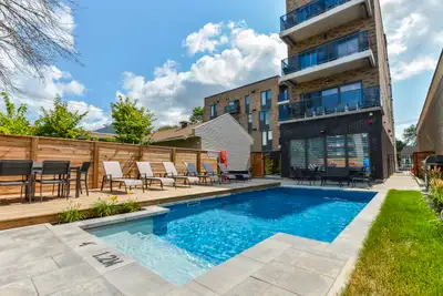 Grand studio disponible à partir du 1ᵉʳ septembre Apartment for
