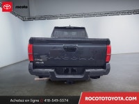 ... Engine: Moteur à 4 cylindres L/100Km City: 12.4 L/100Km Hwy: 9.6 (image 4)