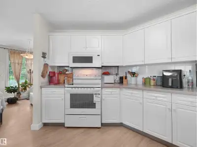 Rare Opportunity with 2 Titled Parking Stalls! This beautifully updated 2-bedroom, 2-bathroom corner...