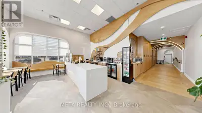 Turn-Key Indoor Golf Simulator & Lounge in Prime Concord / Vaughan Location! EXCEPTIONAL OPPORTUNITY...