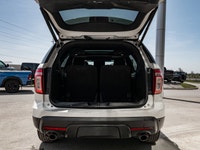 Welcome to 400 Chrysler Dodge Jeep Ram. | SOLD AS TRADED | Step into comfort and capability with thi... (image 6)