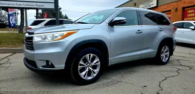 Features: Air Conditioning, Simulated Leather Seats, 3rd Row Seating, Adjustable Steering Wheel, Rev...