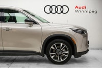 This INFINITI QX60 delivers a Intercooled Turbo Premium Unleaded I-4 2.0 L/122 engine powering this... (image 4)