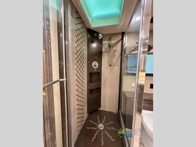 2021 Entegra Coach Anthem 44F only 35K Miles in RVs & Motorhomes in Moncton - Image 52