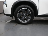 The Rogue stands out with sleek styling, a refined and roomy interior, and advanced tech.Its fuel-ef... (image 3)