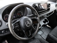 . Engine: 6 Cylinder Engine (image 7)