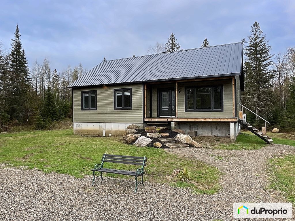$599,000 - Bungalow for sale in Morin-Heights — photo 1