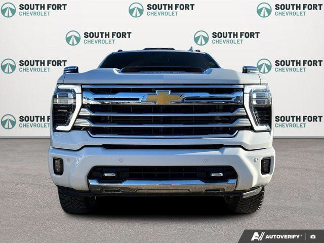 2024 Chevrolet Silverado 3500HD High Country 4WD Crew Cab in Cars & Trucks in Strathcona County - Image 2