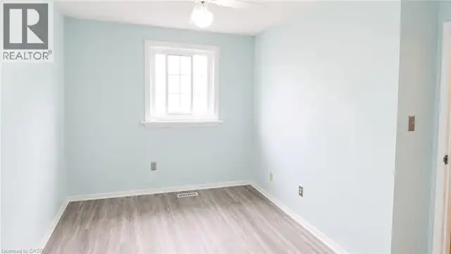 10 HOLBORN Court Unit# 38 Kitchener, Ontario in Houses for Sale in Kitchener / Waterloo - Image 7