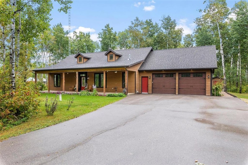 5 Pine Hollow Bay Steinbach, Manitoba Houses for Sale Winnipeg