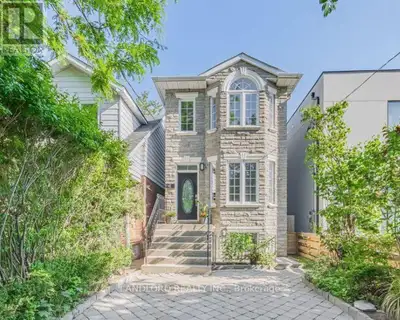 Available immediately! Approx 926 sf (MPAC) Lower unit in a much sought after neighbourhood near Dan...