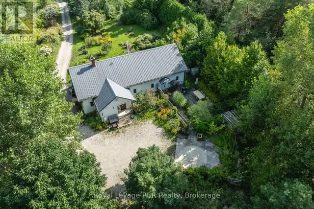 323199 DURHAM ROAD E West Grey, Ontario in Houses for Sale in Owen Sound - Image 6
