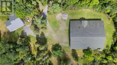 Welcome to Leslie Park at 868 Egypt Road, Little Harbour, an extraordinary estate that seamlessly me...