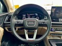 * quattro all-wheel drive with ultra technology * Matrix-design LED headlights with dynamic turn sig... (image 6)