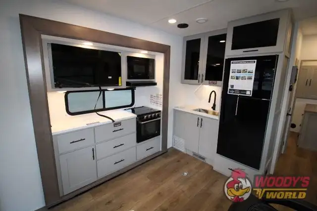 2026 ALLIANCE RV VALOR 27T13 in Travel Trailers & Campers in Abbotsford - Image 17