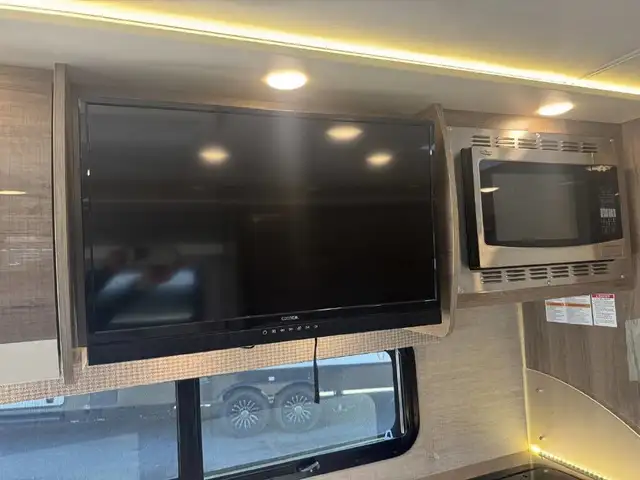 2023 Jayco Melbourne Prestige 24RP 1 extension + full paint et m in RVs & Motorhomes in Laval / North Shore - Image 14
