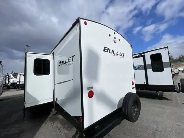 2021 KEYSTONE RV BULLET 261RBS (FINANCING AVAILABLE) in Travel Trailers & Campers in Kelowna - Image 7