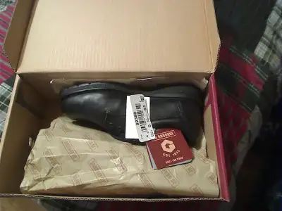 Brand New Women's safety shoes (8), View more