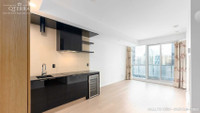 NEWLY RENOVATED 1+ DEN, 1 BATH CONDO WITH STUNNING VIEWS!
