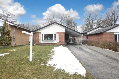 We are looking for a male worker to rent the private room in the maint floor of this house. Property...