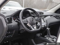 Recent Arrival! CARFAX Canada No Reported Accidents CARFAX Canada One Owner ABS brakes, Active Cruis... (image 8)