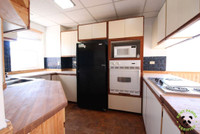 Beautiful 2-Story Apartment for Rent Main Floor 420 Darwin Crescent, Thunder Bay This spacious and u... (image 2)