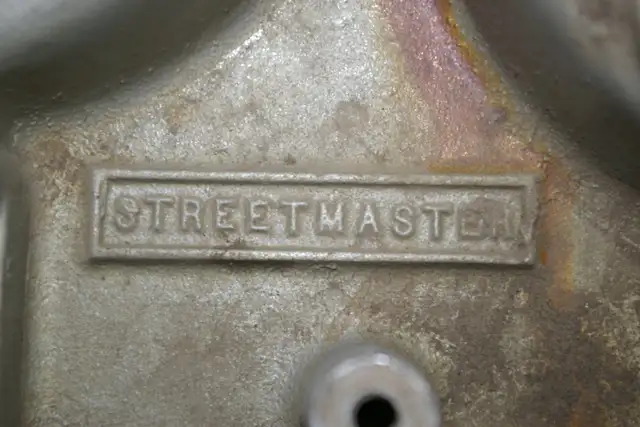 INTAKE MANIFOLD EDELBROCK STREET MASTER in Engine & Engine Parts in Edmonton - Image 5