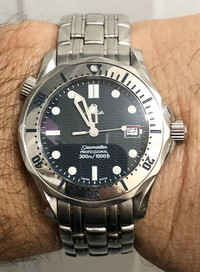 OMEGA SEAMASTER DIVER 300M 36.25MM QUARTZ WATCH • James Bond 007 City of Halifax Halifax Preview