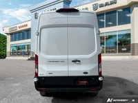 | Exterior Parking Camera Rear | Brake Assist | Electronic Stability Control | Fully Automatic Headl... (image 3)