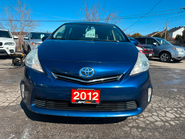 2012 Toyota Prius V – Hybrid in Cars & Trucks in Ottawa - Image 2
